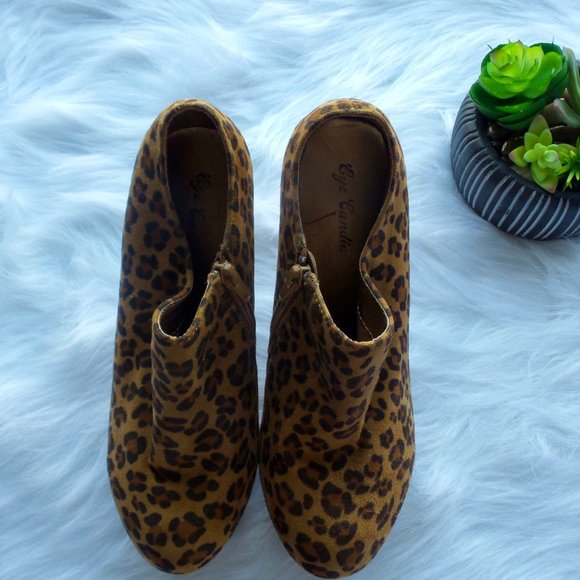 *SOLD* Animal Print Wedge Booties - Picture 2 of 8
